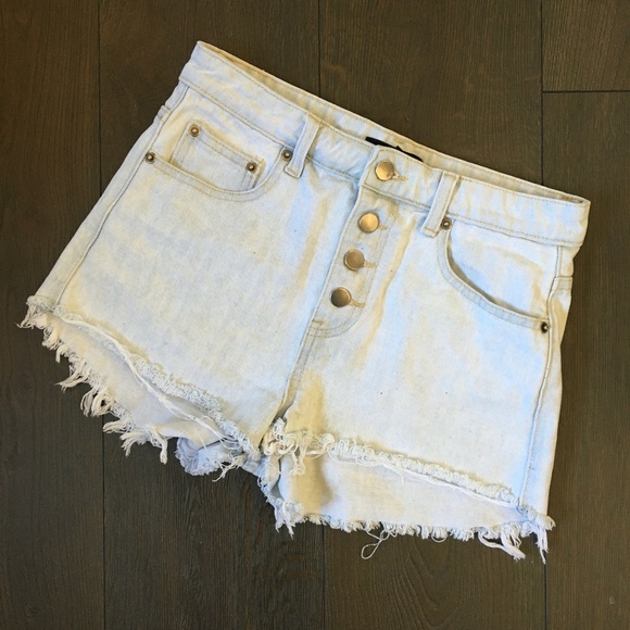 Frayed Denim Shorts - Picture 1 of 3